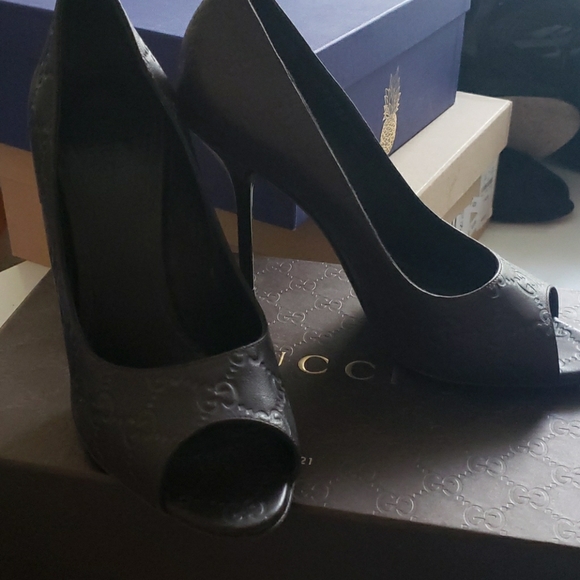 Gucci peep toe pumps - Picture 1 of 2